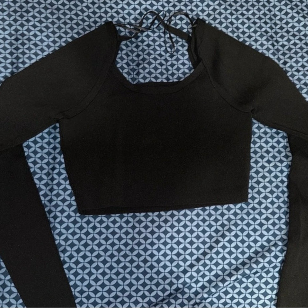 Zara Black Long Sleeve Crop Top